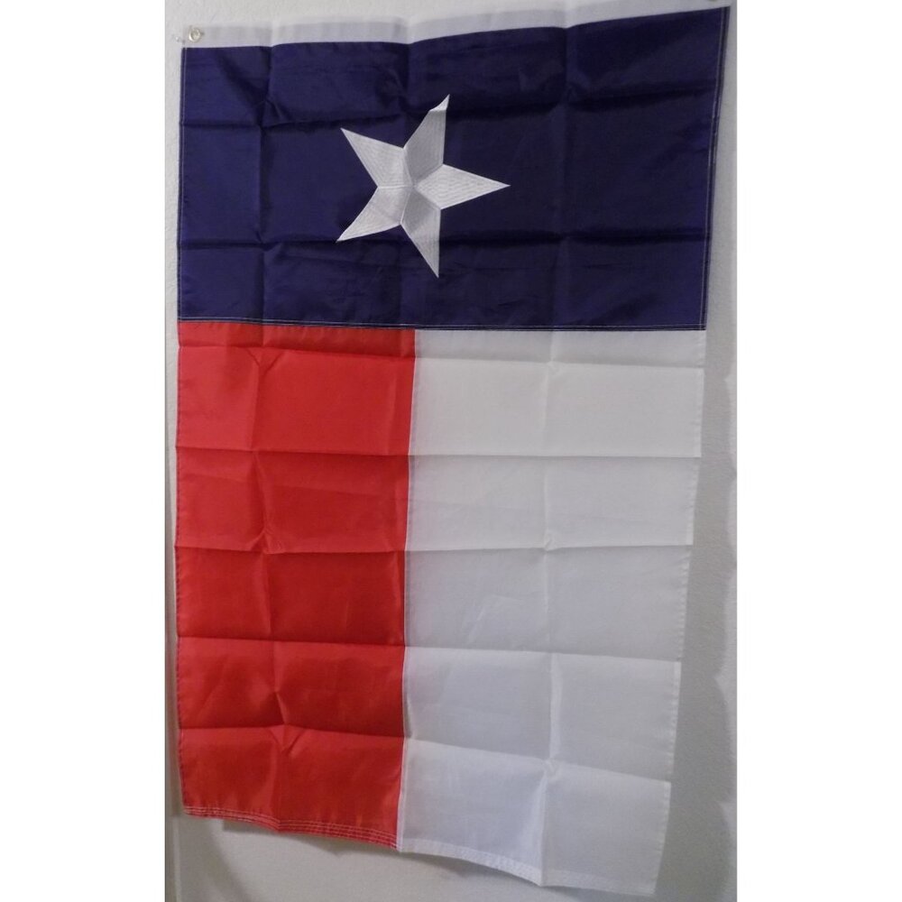 Texas Lone Star Flag - 3 x 5 Feet State Flags, Man Cave - Picture 3 of 3